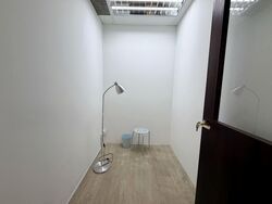 North Bridge Centre (D7), Office #554722951